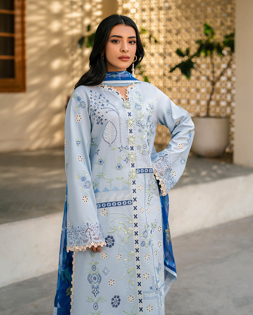 QL-1049 Chikenkari Embroidered Lawn 3pc