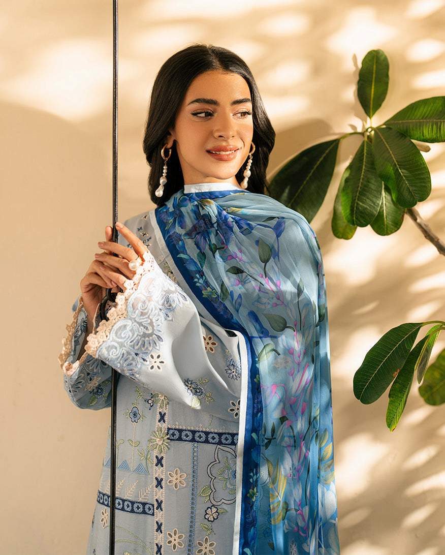 QL-1049 Chikenkari Embroidered Lawn 3pc