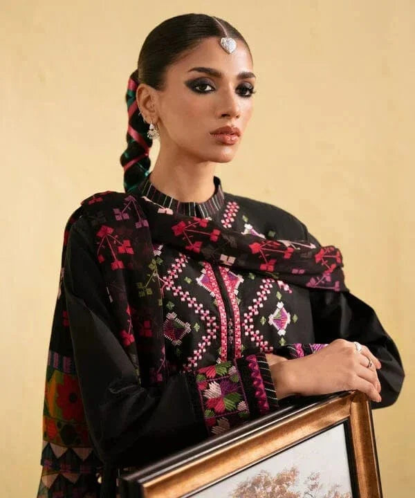 Sapphire D-69 Dhanak Embroidered 3Pc Wt