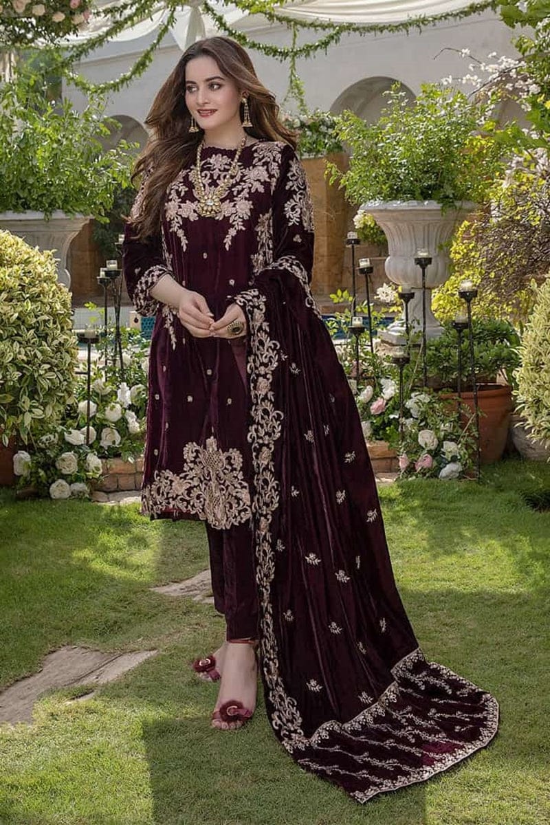 ZC-111 Velvet Embroidered 3pc Wt