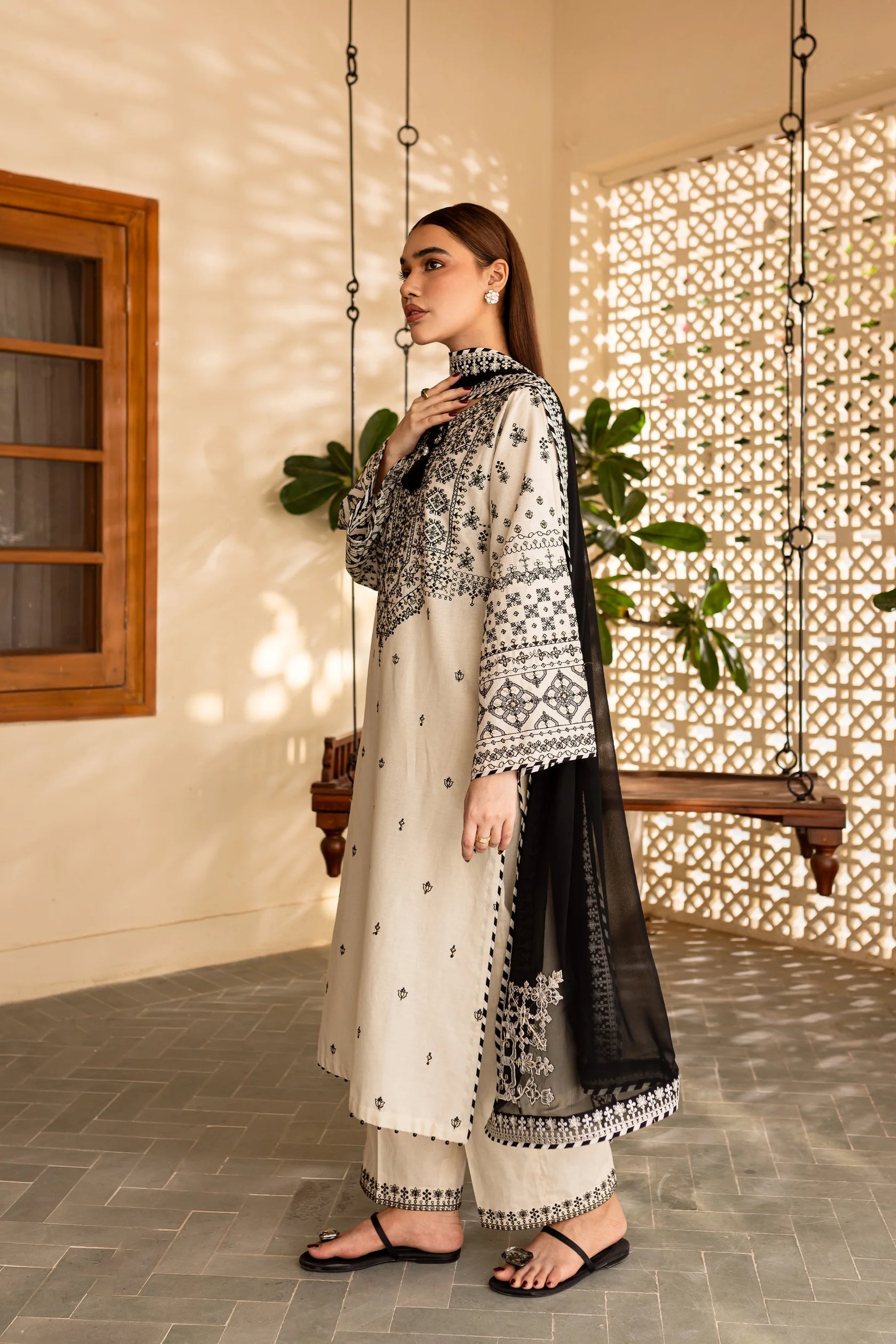 Breeze & Blooms Summer Ensemble RL-351