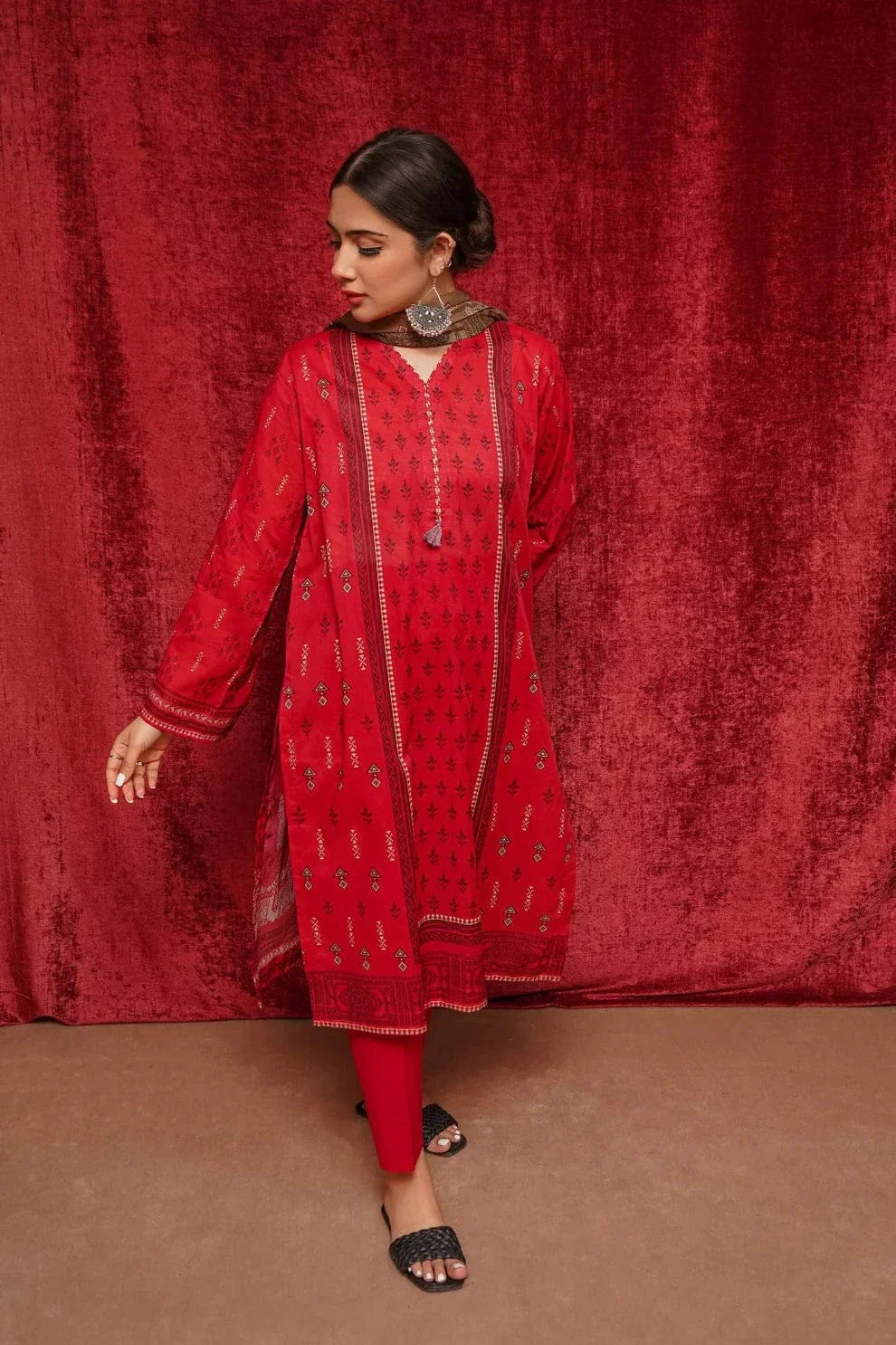 Urge UR-601 Khaddar Printed 3pc Wt