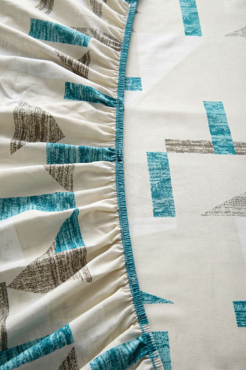 Printed Fitted Bedsheet X00X4-36
