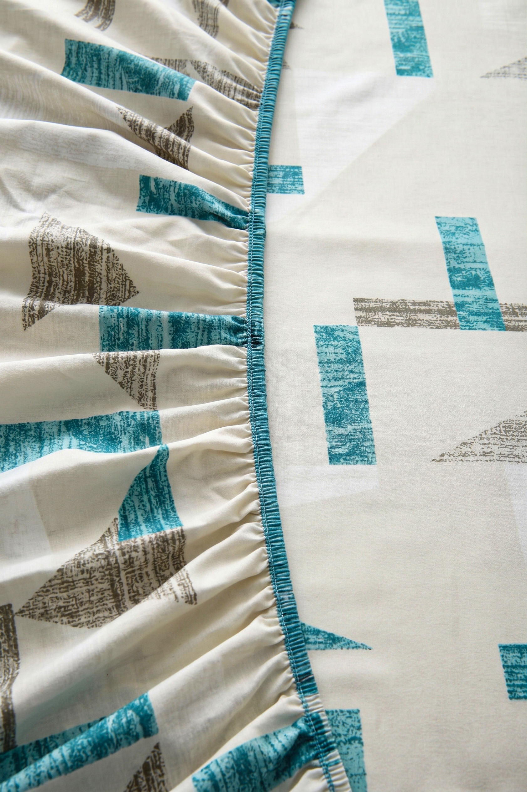 Printed Fitted Bedsheet X00X4-36