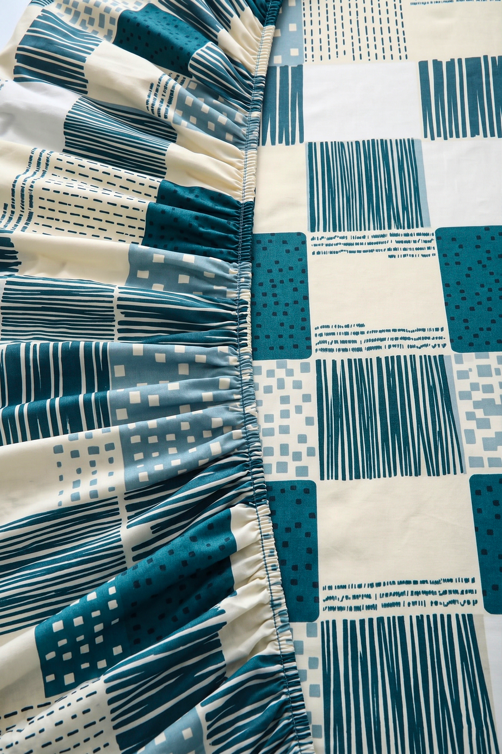 Printed Fitted Bedsheet X00X4-16