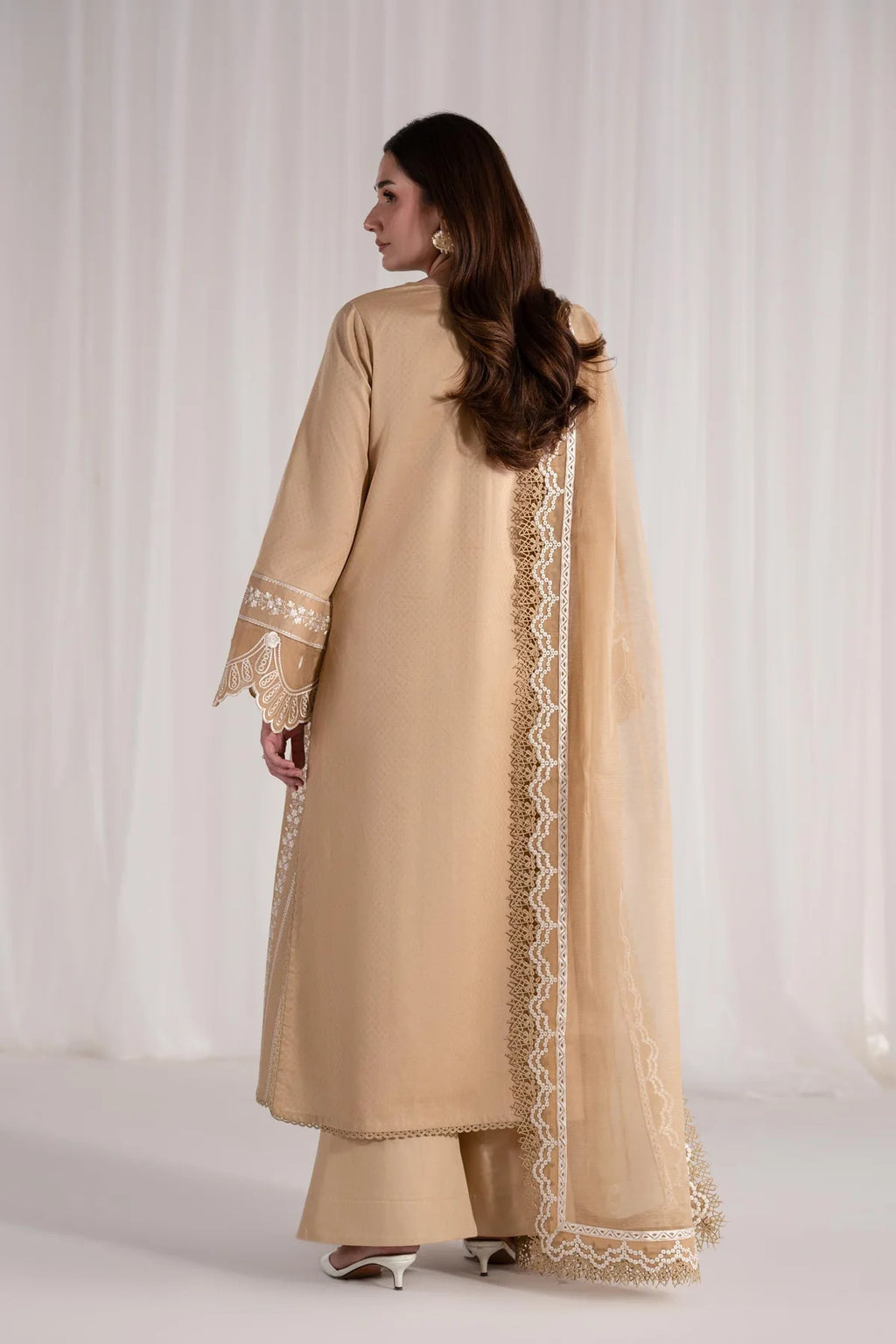 Eid Collection Akbar Aslam RL-138 Lawn Embroidered 3Pc