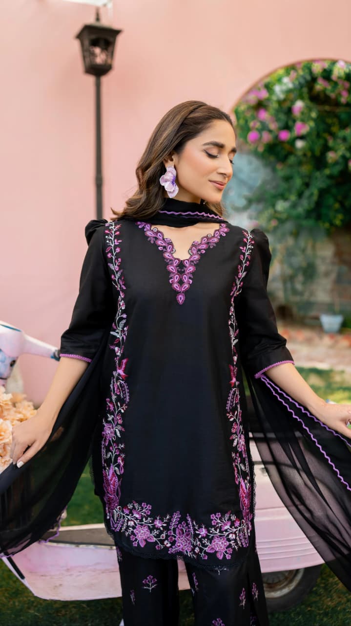 Lawn Embroidered 3Piece RL-409
