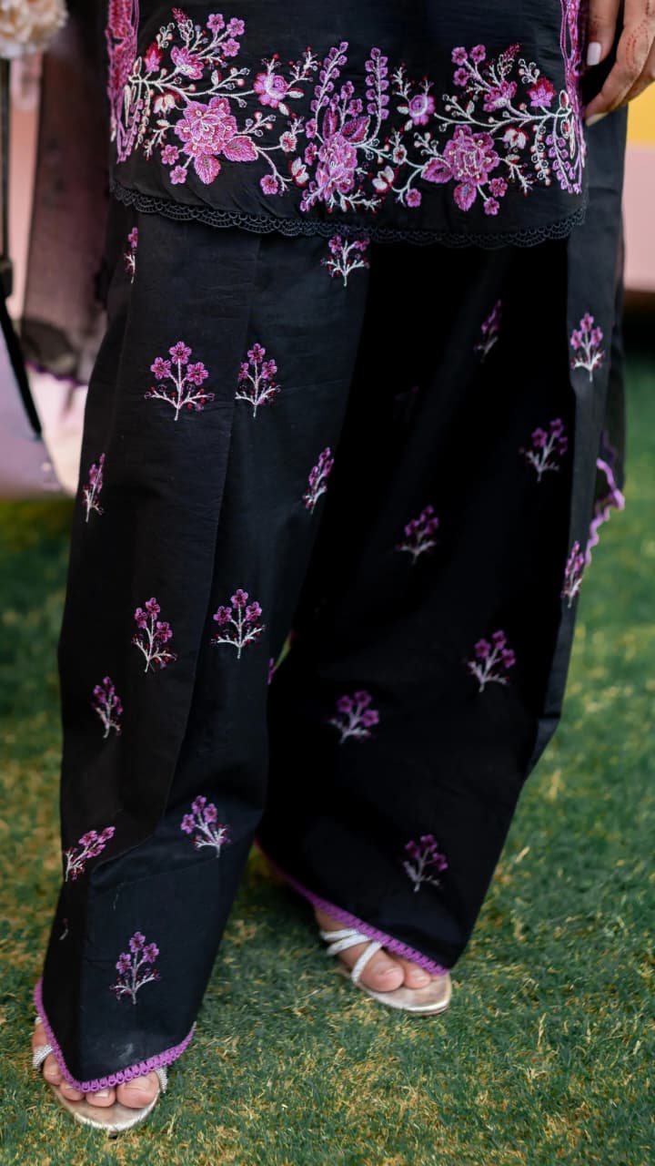 Lawn Embroidered 3Piece RL-409