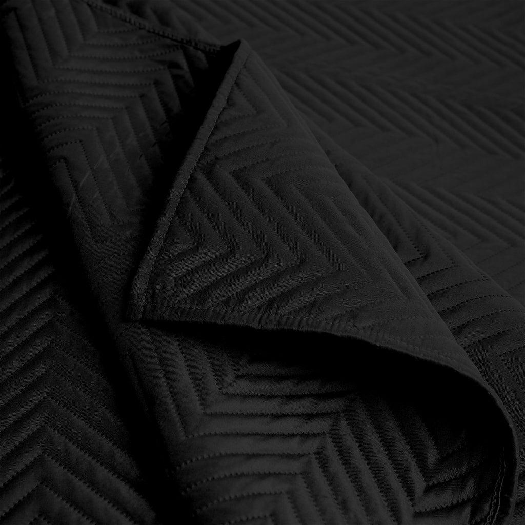 Black (Bedspread)
