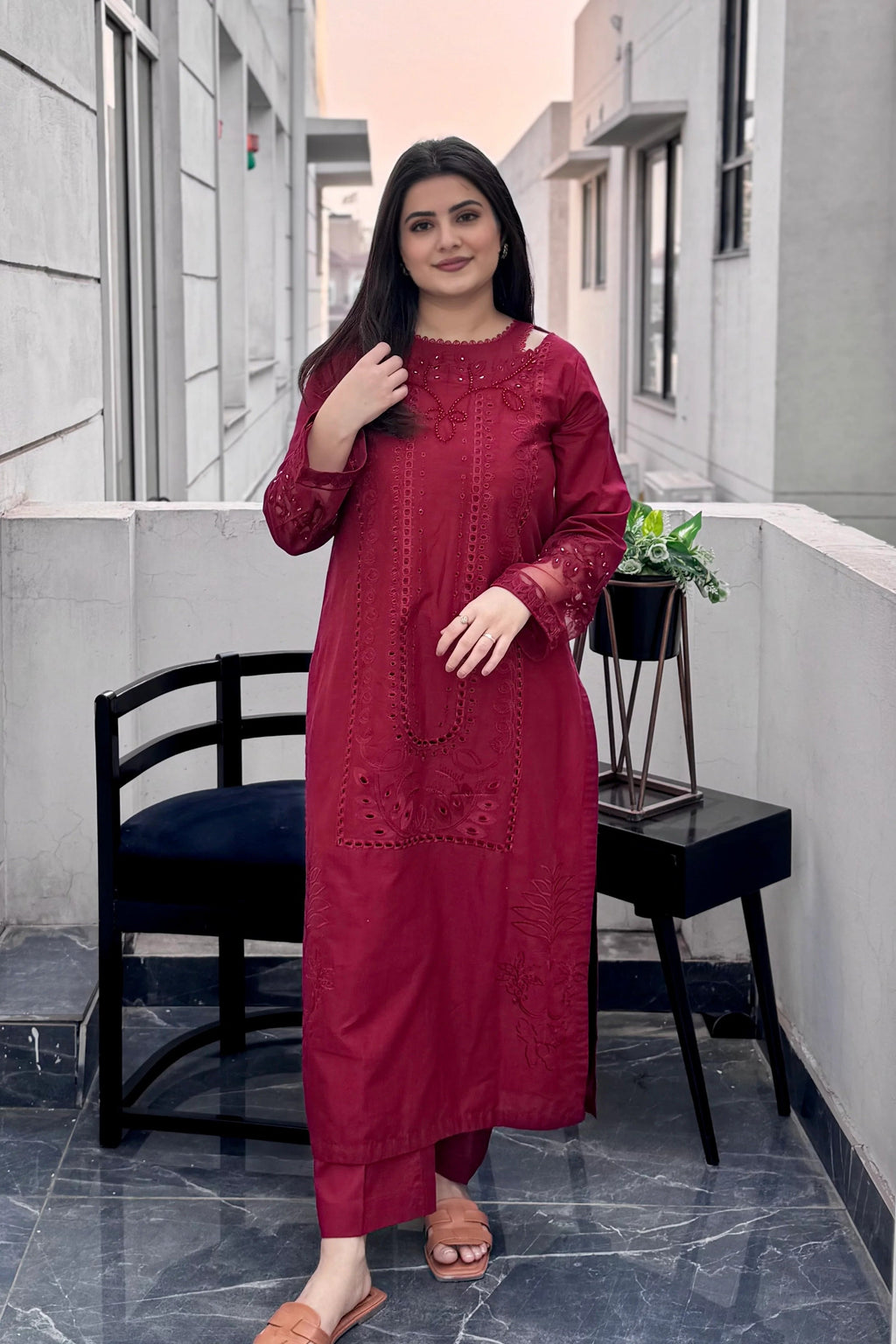 RL 390 lawn  chikankari